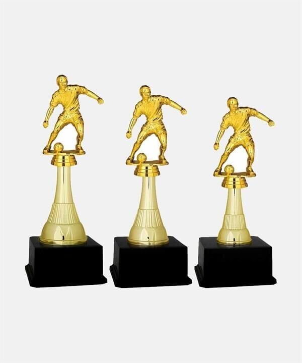 L63 Futbol Figürlü Kupa Takımı B Tek Kupa