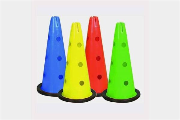 Scucs 40 cm Delikli Kauçuk Tabanlı Antrenman Hunisi Sarı