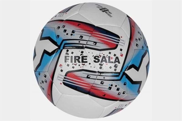 Fire Sala 4 No Salon Futbolu (Futsal) Topu