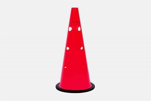40 cm Delikli Kauçuk Tabanlı Antrenman Hunisi – Dayanıklı & Kaymaz