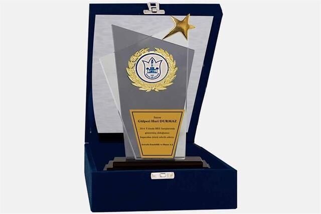Bayspor M6 Kadife Kutulu Kristal Plaket 27 cm