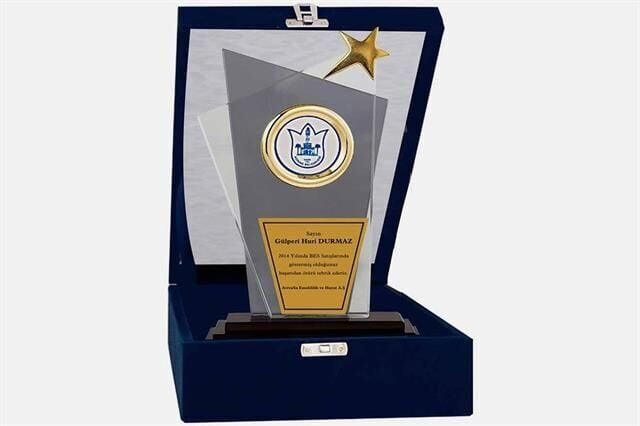 M10 Kadife Kutulu Kristal Plaket 27 cm
