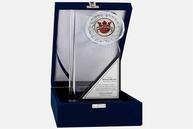 M56 Kadife Kutulu Kristal Plaket 28 cm