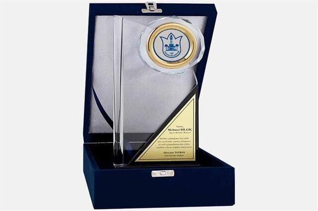Bayspor M58 Kadife Kutulu Kristal Plaket 28 cm