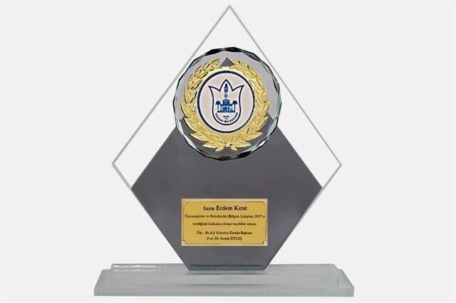 M59 Kristal Plaket 24 cm