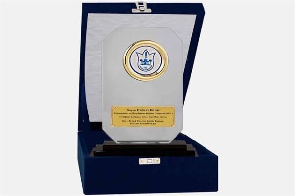 Bayspor M88 Kadife Kutulu Kristal Plaket 23 cm