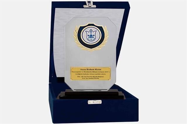 M94 Kadife Kutulu Kristal Plaket 23 cm