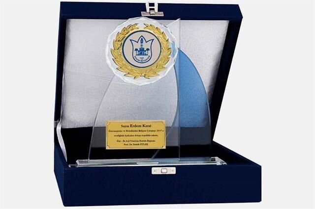 Bayspor M96 Kadife Kutulu Kristal Plaket 23 cm