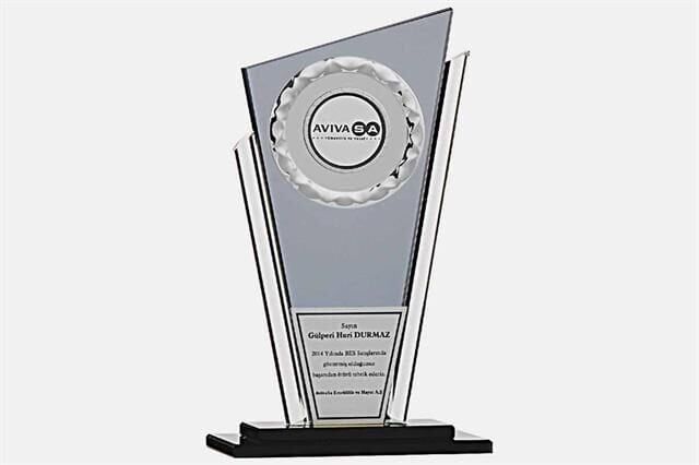 M119 Kristal Plaket 27 cm
