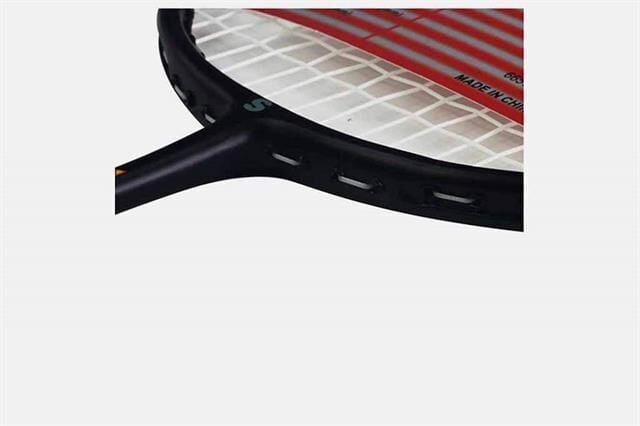 Badminton Raketi Tek Parça