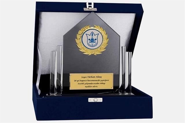 Bayspor M124 Kadife Kutulu Kristal Plaket 23 cm