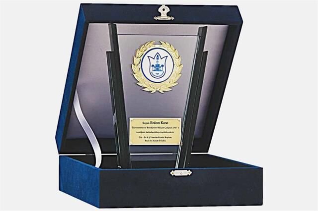 Bayspor M148 Kadife Kutulu Kristal Plaket 23 cm