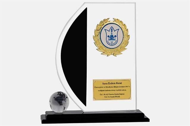 M171 Kristal Plaket 23 cm