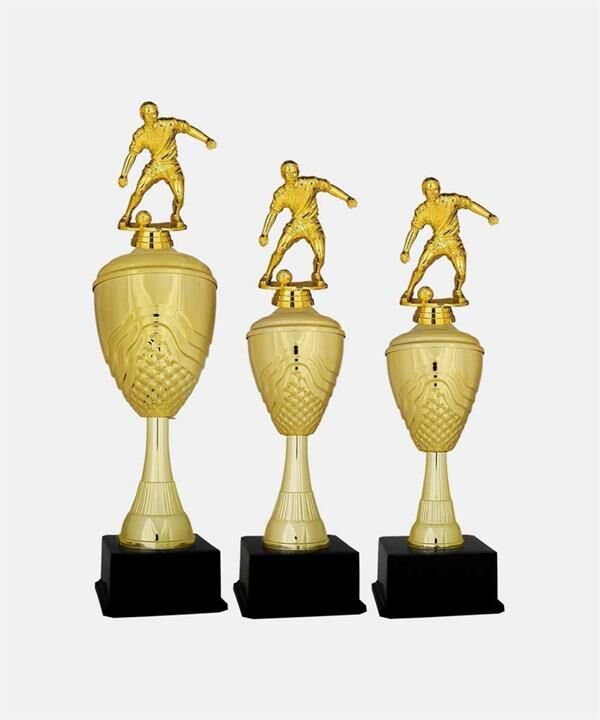 Bayspor L4 Futbol Figürlü Kupa Takımı