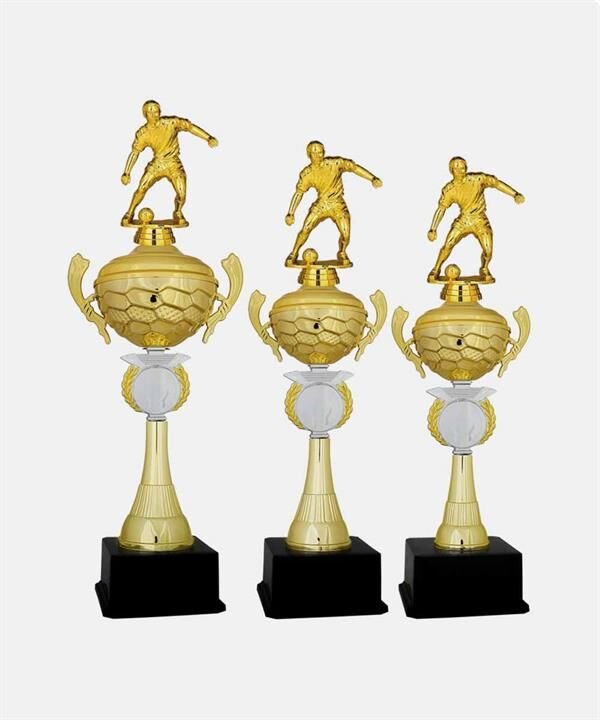 Bayspor L13 Futbol Figürlü Kupa Takımı