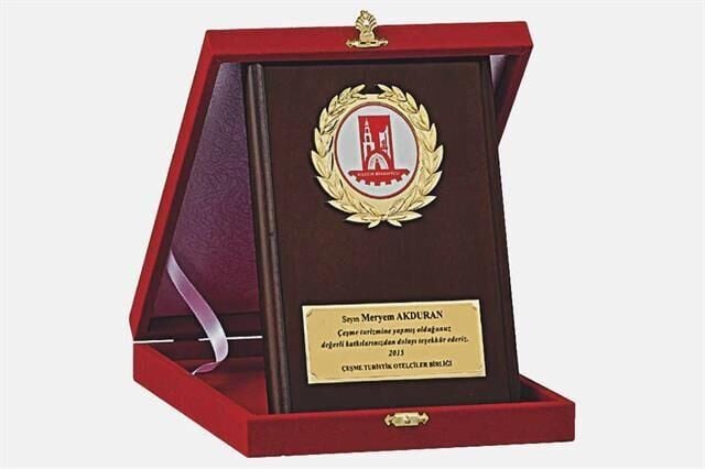 M232 15 X 20cm Ahşap Plaket