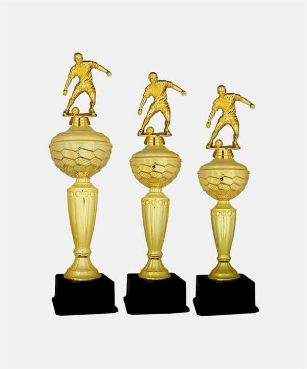 L6 Futbol Figürlü Kupa Takımı B Tek Kupa