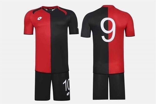 Peak Dijital Futbol Forması