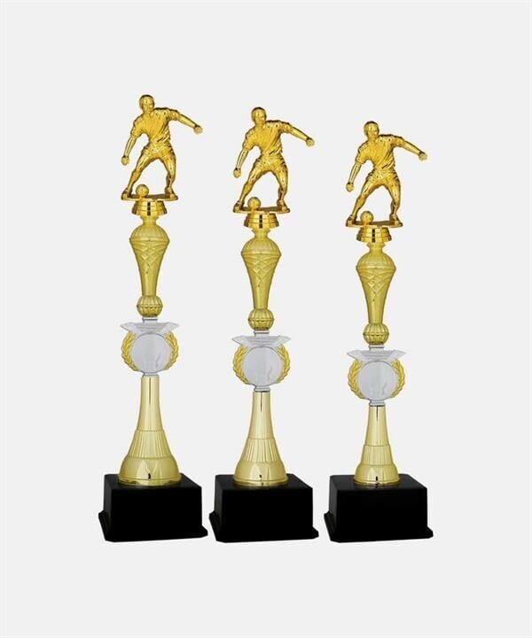 L52 Futbol Figürlü Kupa Takımı