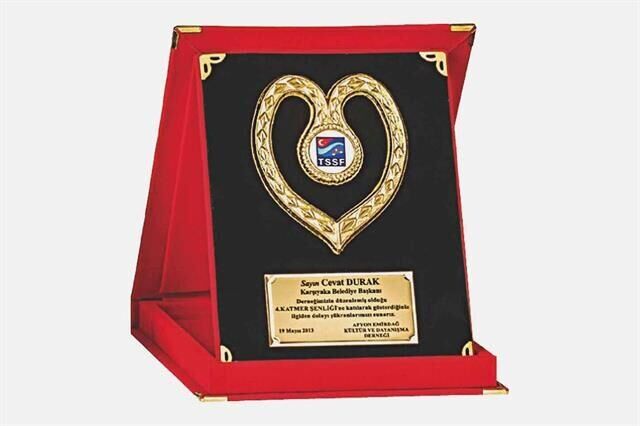 M262 12 X 16cm Kadife Plaket M262 12 X 16cm Kadife Plaket