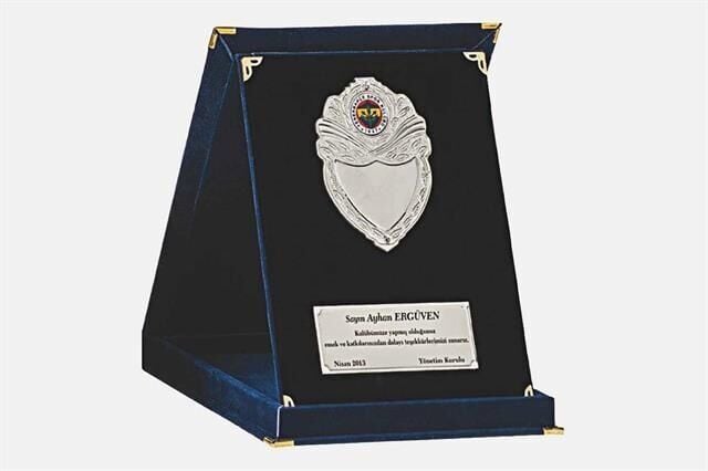 M265 15 X 20cm Kadife  Plaket