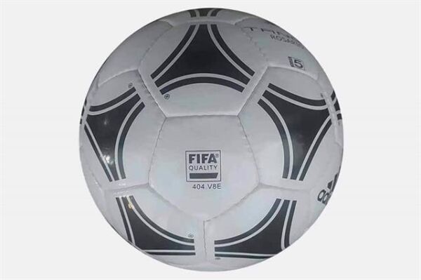 Adidas Tango Fifa Onaylı Futbol Topu No:4